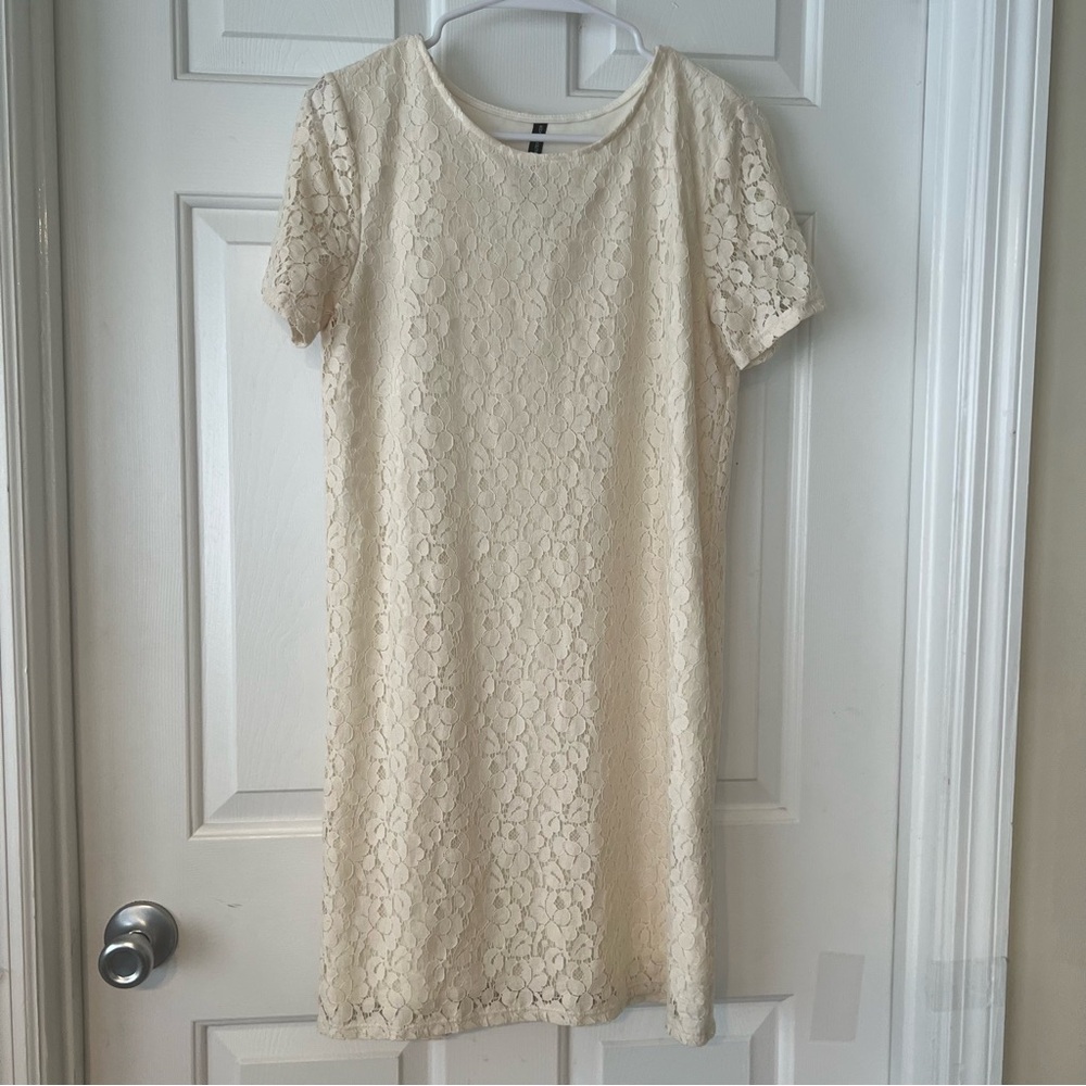W118 by Walter Baker Cream Lace Shift Dress- Size Small - Picture 2 of 9